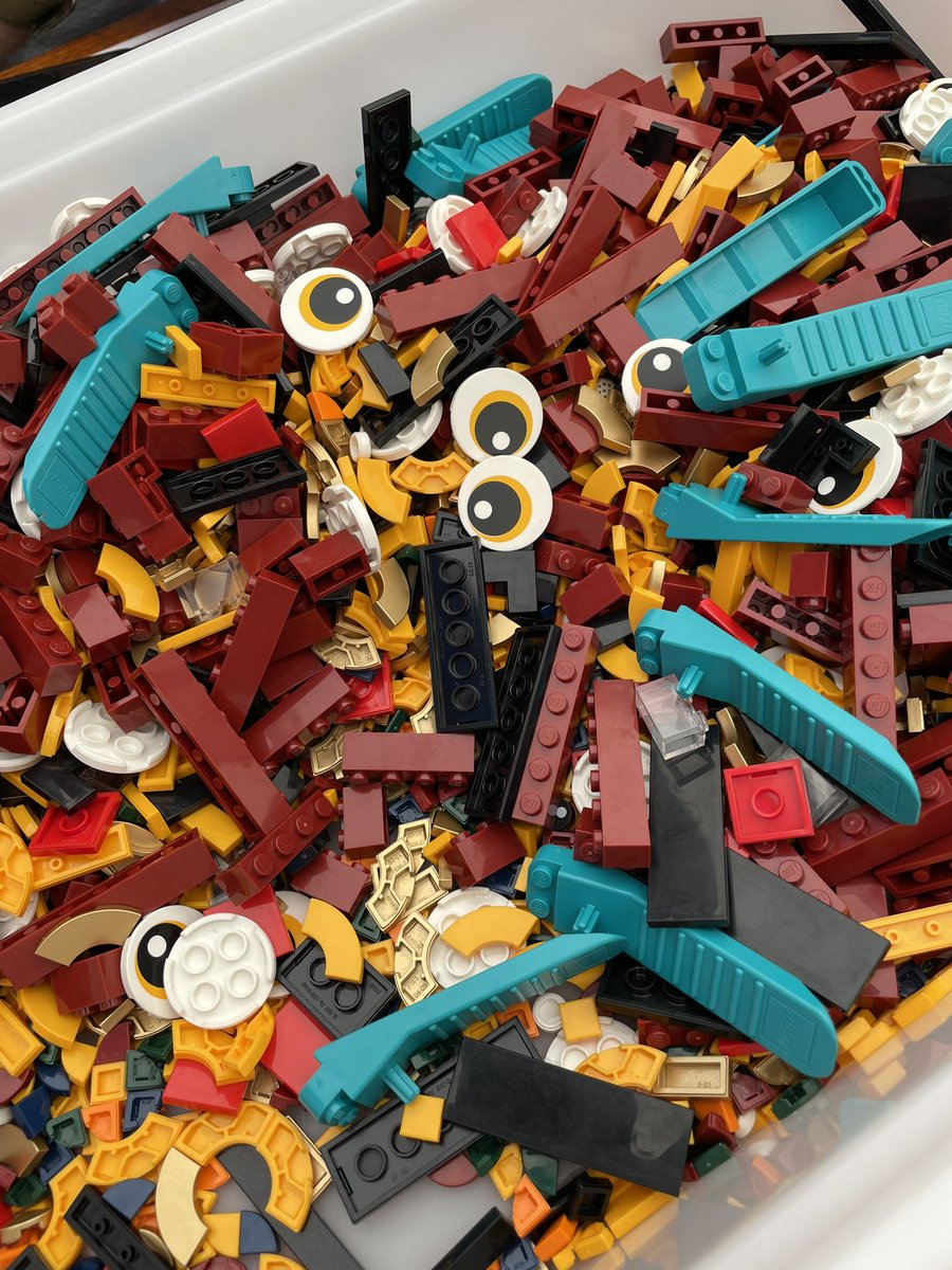 justinramsden's tweet photo. The Cookie Of Fortune! 🍪 #LEGOPlayDay #AFOL #LEGO https://t.co/ykXwn92VJv
