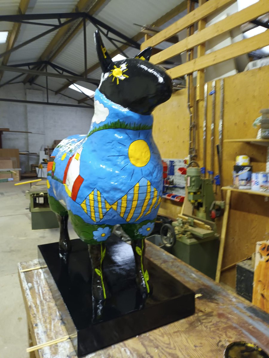 TheRHET's tweet photo. Skye is mounted to his plinth (thanks to Campbell Wright Joiners) and ready to go on the Chairman's Cycle Challenge across each of the RHET Countryside Initiatives!

To find out more about his journey check out: https://t.co/zUDiSzCavC 

#flocktotheshow #RHETCCC https://t.co/3XlpeYtEWr