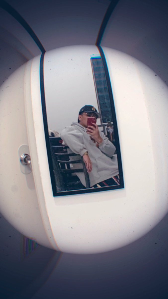 PaoloBayani's tweet photo. mirror 📸 https://t.co/py4RngM6HX