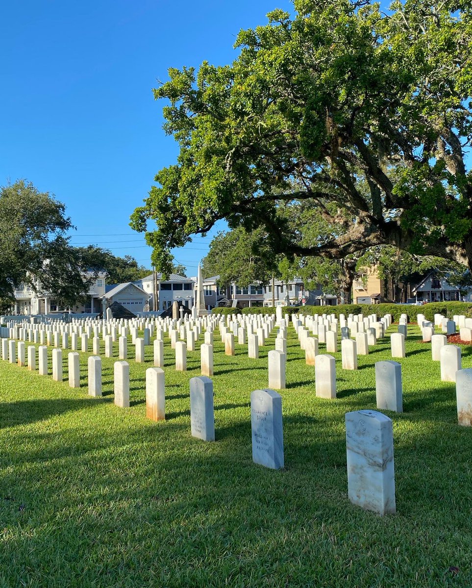 JudyLindquist's tweet photo. Day 2 of this year’s Veteran’s Legacy Program Teacher Institute!
@VANatCemeteries @CHDRucf @ucfcah https://t.co/URd1X7zxQs