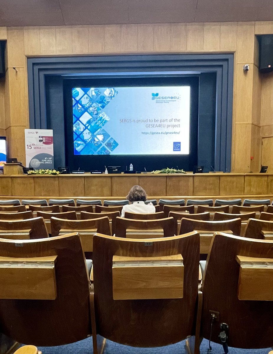 Between talks, attendees are learning more about SERGS activities—like our new publication, The Console and our inclusion in the GESEA4EU project! 

#roboticsurgery #SERGS2023
