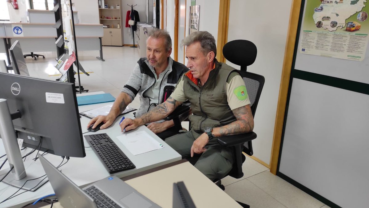 LifeAlnusTaejo's tweet photo. ✅Reunión con el Agente del Medio Natural de la zona de Montehermoso
🎯Exposición del proyecto y de próximas actuaciones en el río Alagón
@MontesUPM @ambientaing @CTAEX_CIT @FCesefor #ECOSALIX #UniversidadeEvora
@LIFEprogramme #Nature #Biodiversity @cinea_eu @EU_Commission https://t.co/g3x78vi6aP