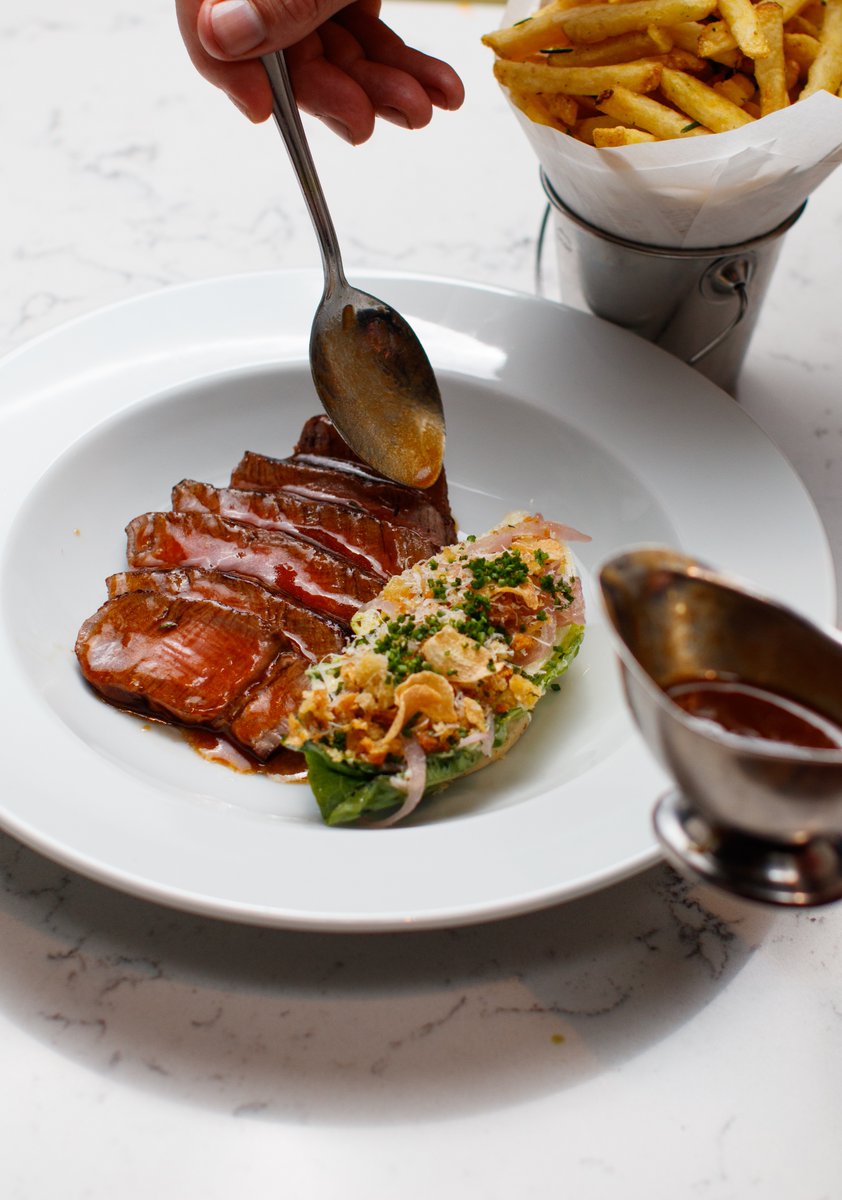 FadeStSocial's tweet photo. Early Evening Menu
Available Wednesday - Saturday before 6pm
2-courses for €33 | 3-courses €39
View menu at https://t.co/vacetwOuaW
#earlyeveningmenu #pretheatre #lovindublin #food #foodandwine

#fadestreetsocial #fadestreet #dublinrestaurants #dublin #dublinireland #dublinfood https://t.co/gmkGxPL99y