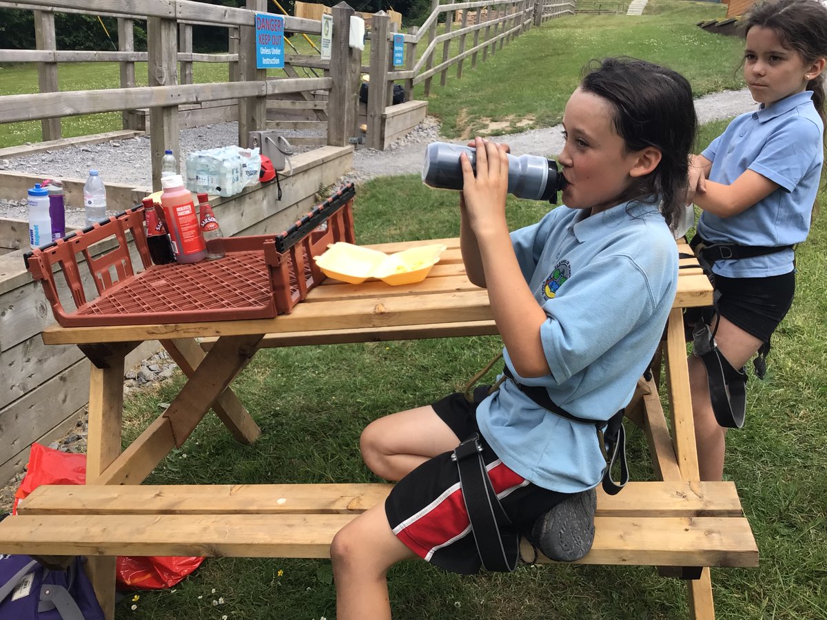 We’ve scaled more than twice the height of Snowdon and enjoyed a lovely lunch provided by @MorfaBay, some intrepid climbers have completed more than 30 climbs! Bendigedig. Come down and cheer us on and sponsor our pupils on the Go fund me page below 🧗‍♀️🧗‍♂️👏👏😀