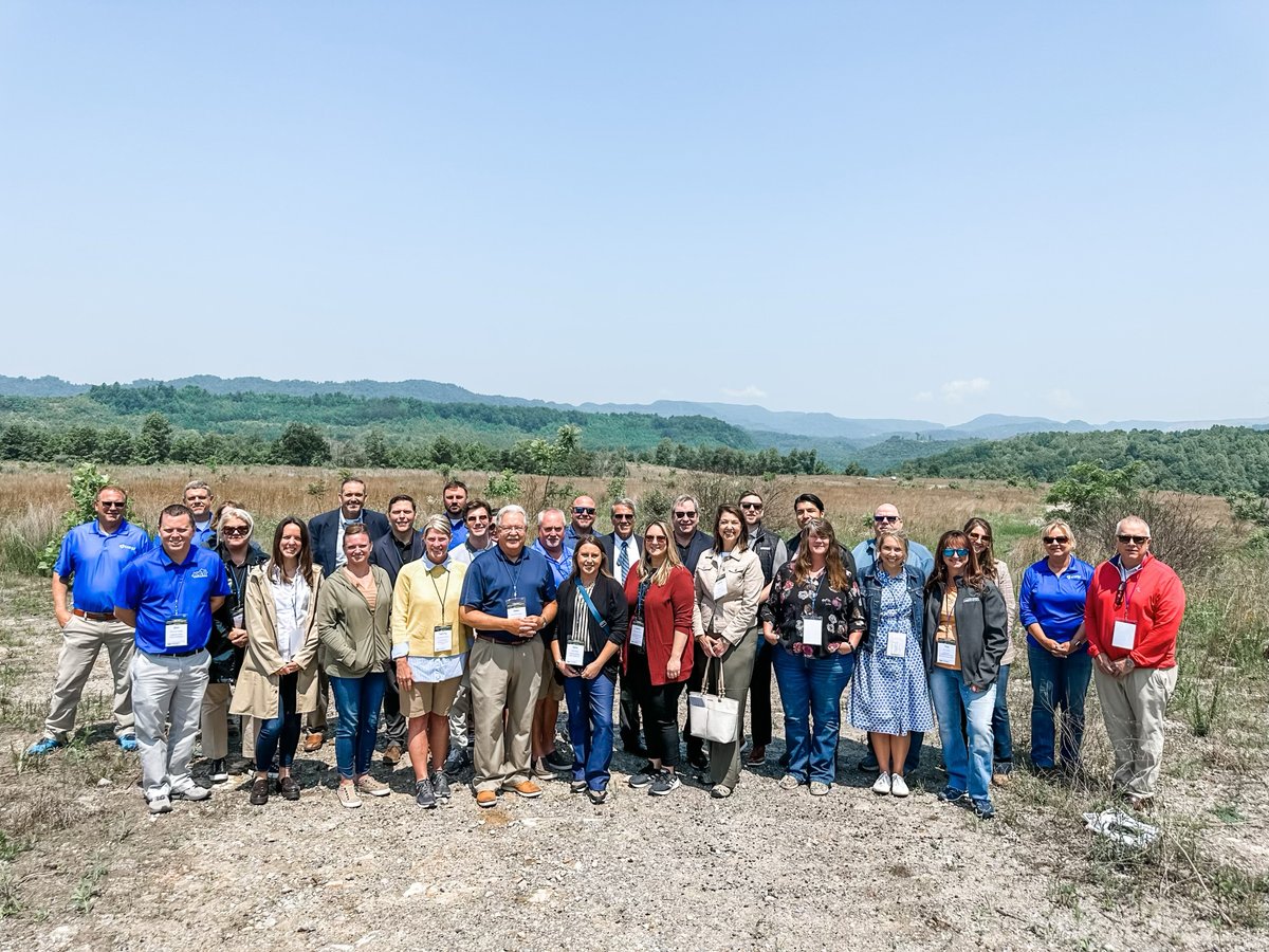 WillHPayne's tweet image. Hosted 20 coal community leaders around the US showcasing what  SWVA is getting right, beginning with accepting new ideas + ways of doing biz. Focused on @energyDELTAlab's clean energy projects on former mined lands, @InvestSWVA's tech biz recruitment &amp;amp; @AppGrains barley project