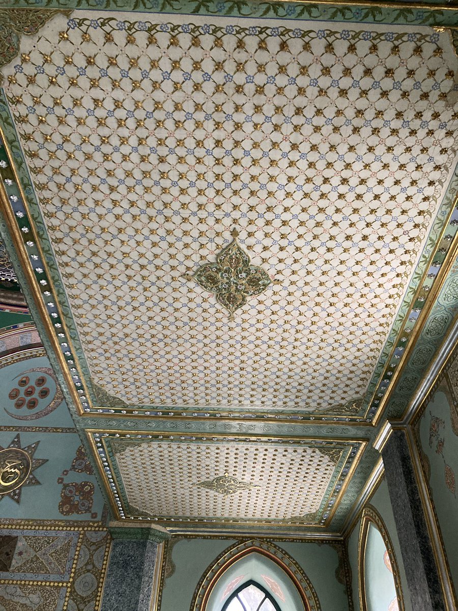 hdtoro44's tweet photo. Abdülhamid Han’ın yaptırdığı Kütahya Yeşil Camii, kalem işleriyle dikkat çekiyor. https://t.co/Fl4uVQis8O