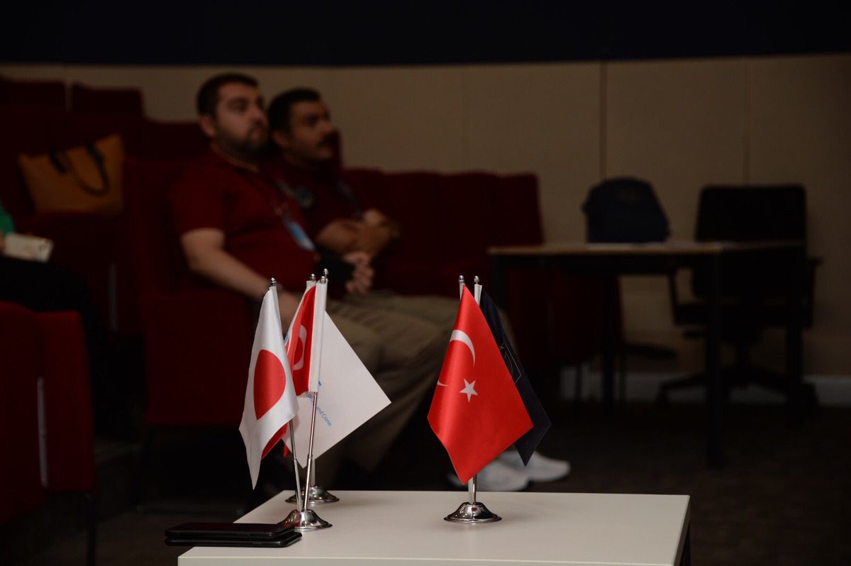 narkoakademi's tweet photo. NSB ve BM/UNODC iş birliğiyle, Orta Asya ülkeleri (Özbekistan, Kazakistan, Türkmenistan, Kırgızistan) kolluk kuvvetine yönelik ‘’Havalimanlarında Risk Analizi ve Arama Teknikleri Eğitimi’’ İstanbul’da düzenlenmektedir. https://t.co/fazvK4fLOo