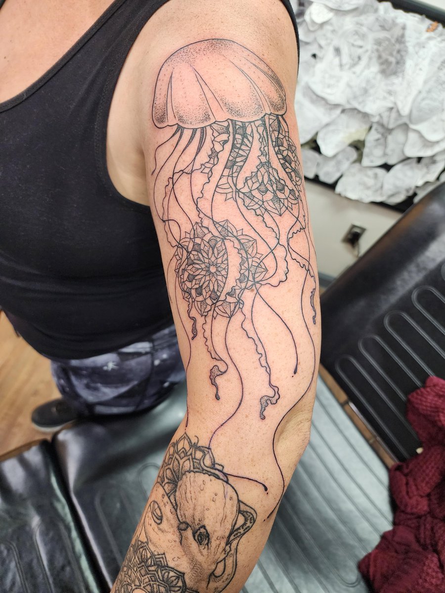 Octipi By Brennan
-
-
-
-

#tattooslo #pierceslo #calpolyslo #centralcoast #tattoo #sanluisobispo #traditionaltattoo #blackandgreytattoo #colortattoo #traditional #sanluisobispo
