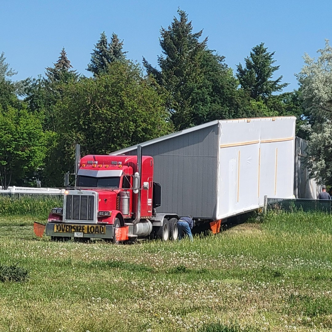 scscougars's tweet image. We are already preparing for next school year! The new modular buildings will house high school Spanish and Bible for the 2023/24 school year!  

#scscougars 
#modulars 
#highschool 
#2023/24