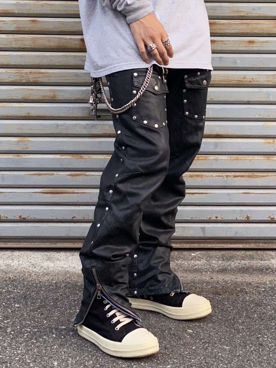 💀🎧⛓