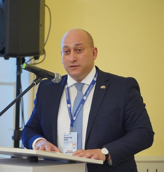 AlKhvtis's tweet photo. Glad to participate in such an important event, Slovakia-Georgia’s Economic Forum in Povazska Bystritca, which
will give new impetus to Georgia-Slovakia bilateral economic cooperation. https://t.co/DSG8KZJWvQ