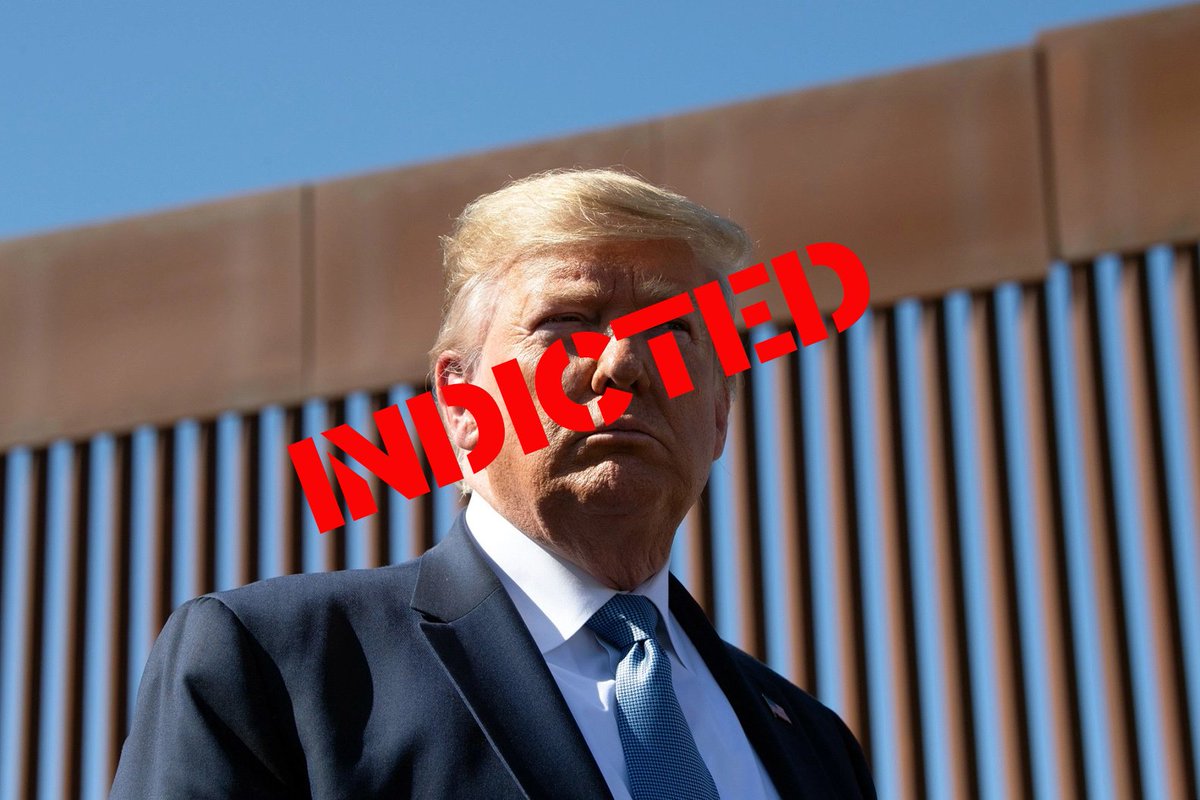 CalMexCenter's tweet photo. BREAKING NEWS: TRUMP INDICTED ON 7 COUNTS! - https://t.co/p7XUXBNvEX https://t.co/Yp2bELk56e