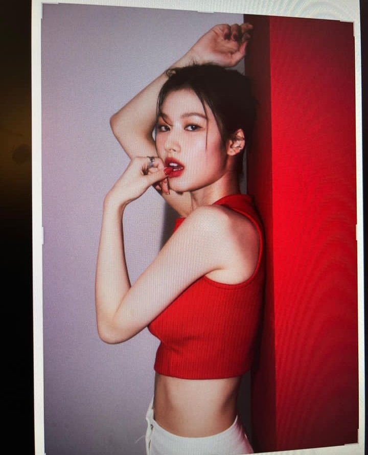 kimxthyung tweet picture