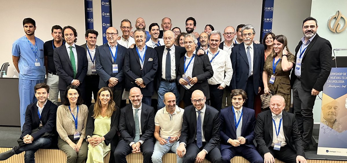 All the family!!!! ⁦<a href="/EndoLapRobAEU/">Lit/Endo/Lap/Rob AEU</a>⁩ ⁦<a href="/InfoAeu/">AEU</a>⁩ ⁦<a href="/Uroweb/">European Association of Urology (EAU)</a>⁩ ⁦<a href="/CAU_URO/">Confederación Americana de Urología (CAU)</a>⁩