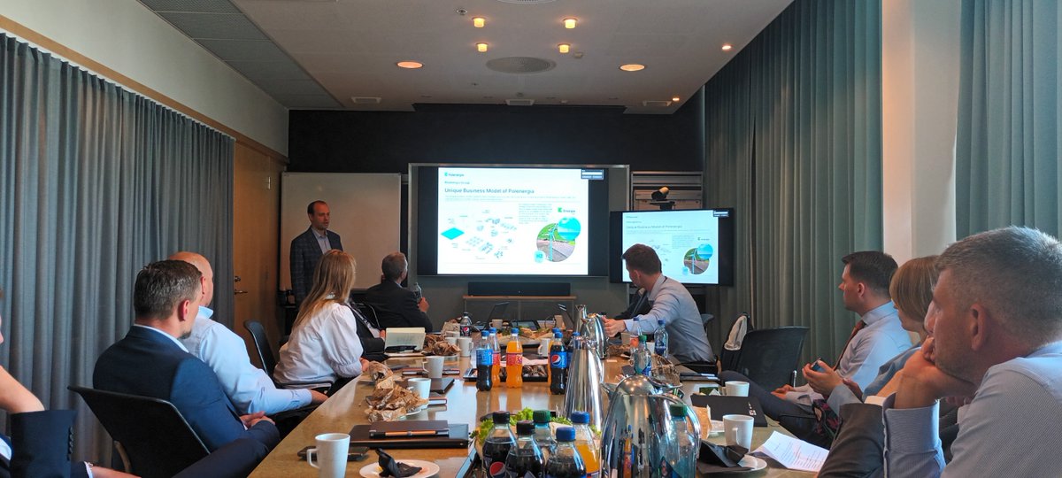 PLinNorway's tweet photo. #Polish companies discussing possible cooperation in the #hydrogen area during a visit to Oslo. Good discussions with @Statkraft, @Equinor, @HystarH2,  #GASSCO, #Oslo Business Region 🇵🇱🇳🇴
#renewableEnergy  #hydrogen https://t.co/mBCH1iYLXd