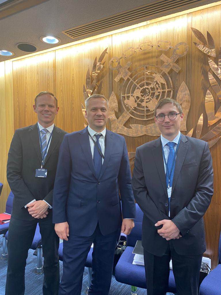 LASH FIRE tweet media