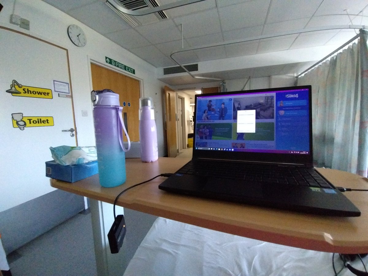 faerieshelly's tweet image. I feel like some building 👀