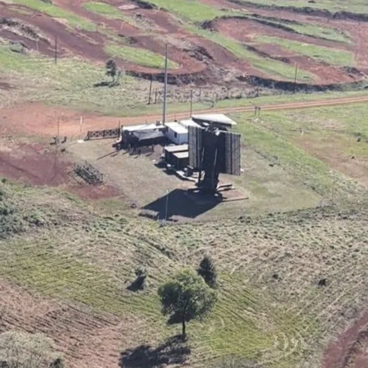 PucaraDefensa's tweet photo. Sistemas de #Vigilancia #Aeroespacial de la @FuerzaAerea_Arg
@EMCOFFA_Arg @MindefArg @invapargentina #sensores #radar #sinvica @EANAoficial #coae #FAA @Ejercito_Arg #rame #tps @IndraCompany @IndraArgentina
https://t.co/2PpaQ35OAp https://t.co/s25gMKrnTd