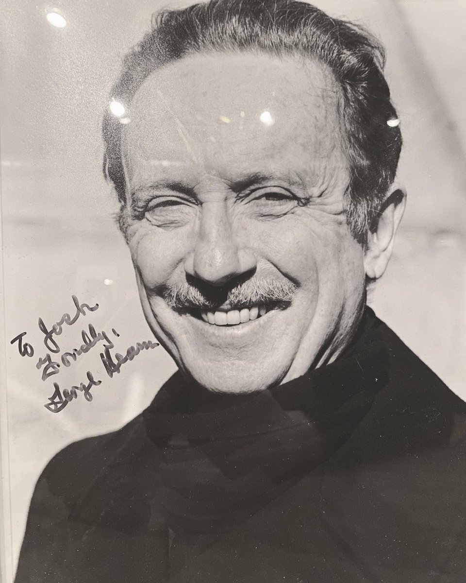 I don’t think he knows about this and I hope to tell him in person one day. But thank you George, it meant a lot to me then and it does to me now. Holding the Sweeney torch this year has been the greatest honor of my career. Thanks for the inspiration. Fondly, Josh Groban. ❤️💈