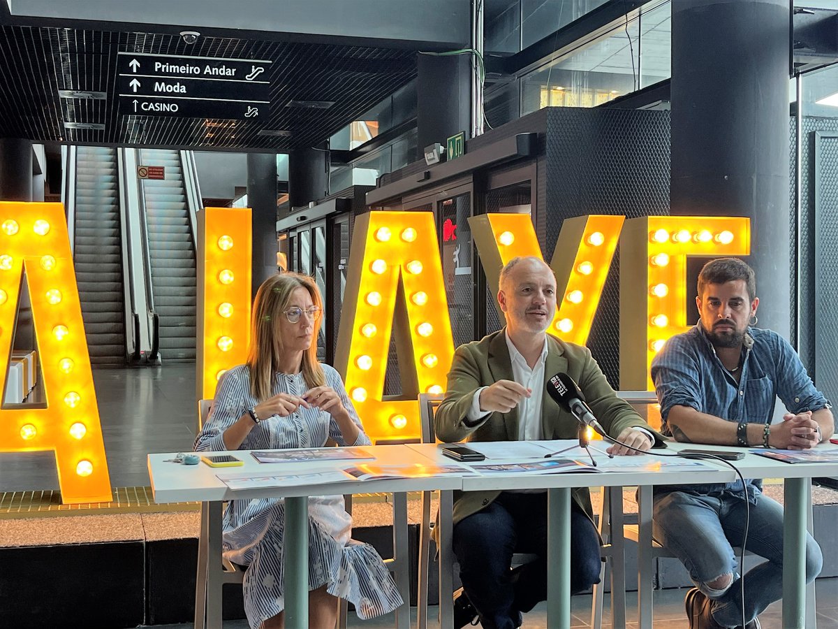 zonafrancavigo's tweet photo. #ALaxe continúa su transformación a un espacio gastronómico y de ocio único en Vigo
Ya está en marcha el plan de reforma de fachada y a sus últimas incorporaciones #UmiSushi y #Crudeza, se suma #FornodeLugo, que abrirá una pulpería
Más info en la web
https://t.co/TvUUWldpL1 https://t.co/MhQRG4mGWr