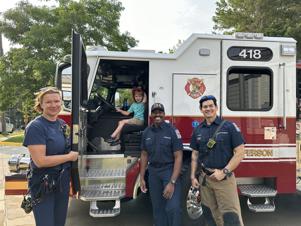 Thank you Station 18 for making his day! ⁦<a href="/ffxfirerescue/">Fairfax County Fire/Rescue</a>⁩