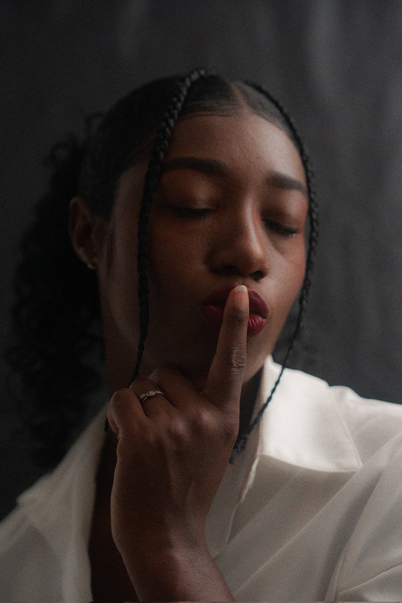 angelmfdez's tweet photo. #portrait #portraitphotography #morena https://t.co/6FOrO3PD07