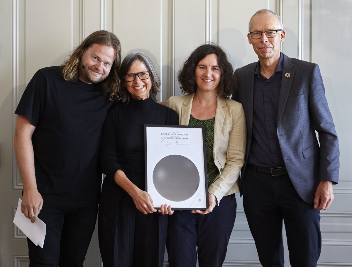 The #Agrobiodiversity Index wins the Food Planet Prize 2023! @BiovIntCIAT_eng have done something that's never been tried before & has a vision of using science/empirical evidence to quantify & measure #sustainability of #foodsystem, and translate this into a quantitative index.