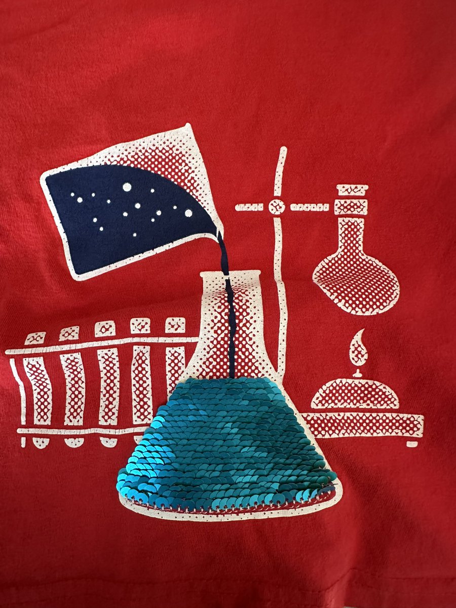 ashley_green2's tweet photo. #nerdytshirtfriday #titrations #indicators 2 more weeks to go! https://t.co/w5oaTXTYHB