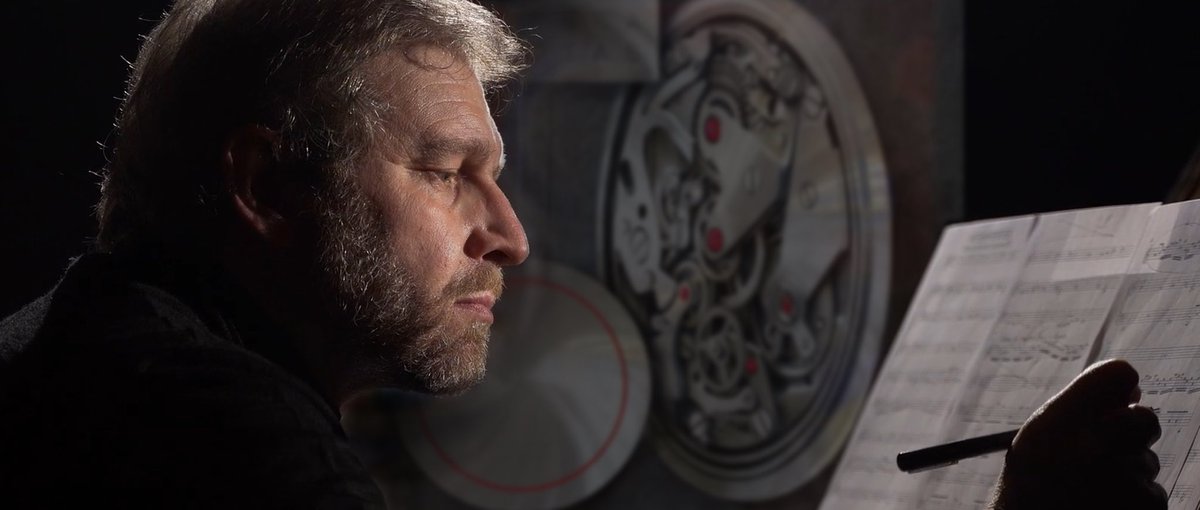 For those who want to delve into my creations, I welcome you 🤗 
robertogiavarini.com