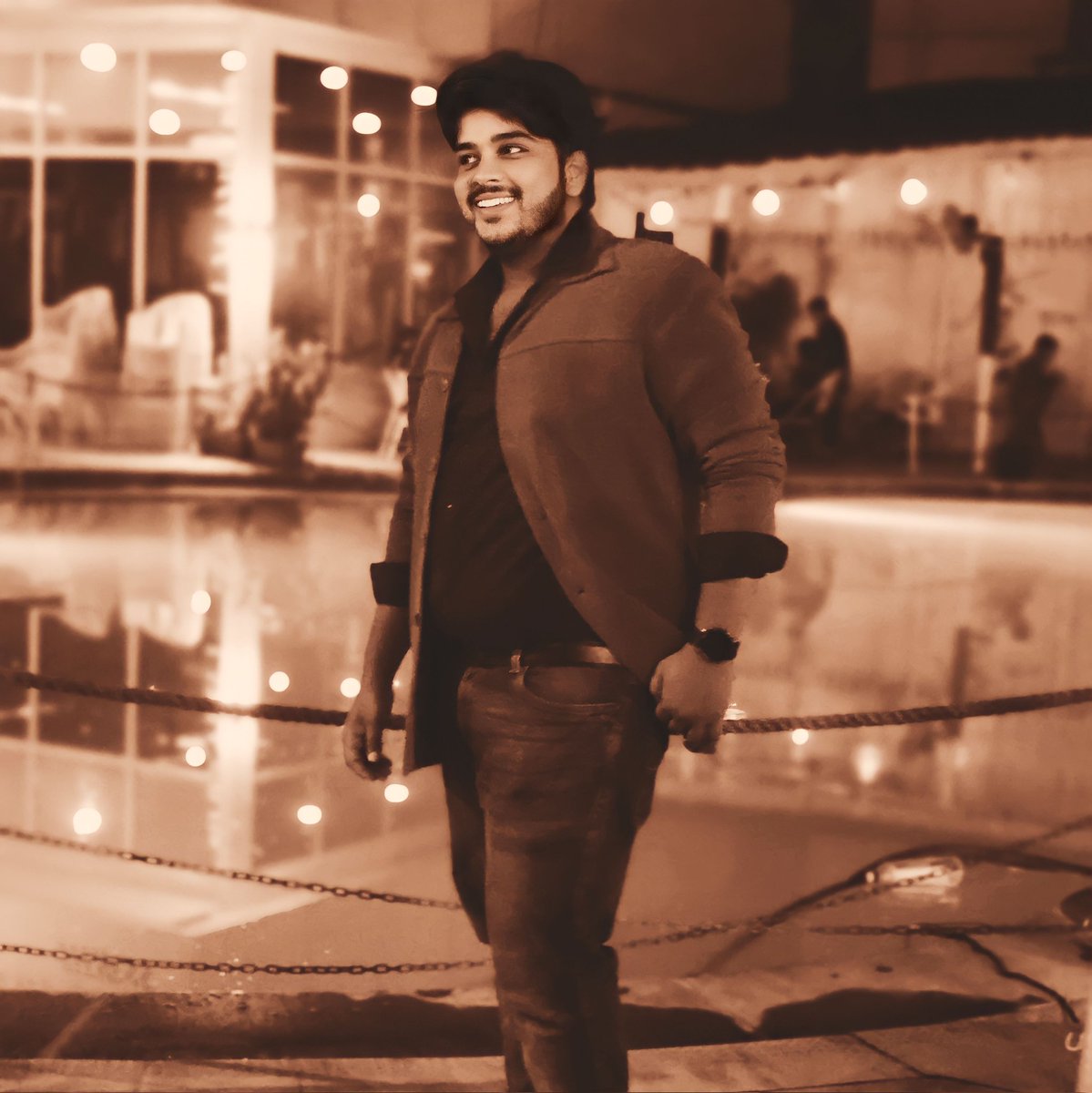 Ishrikanth1's tweet photo. #NewProfilePic https://t.co/IdLJLwc1mW