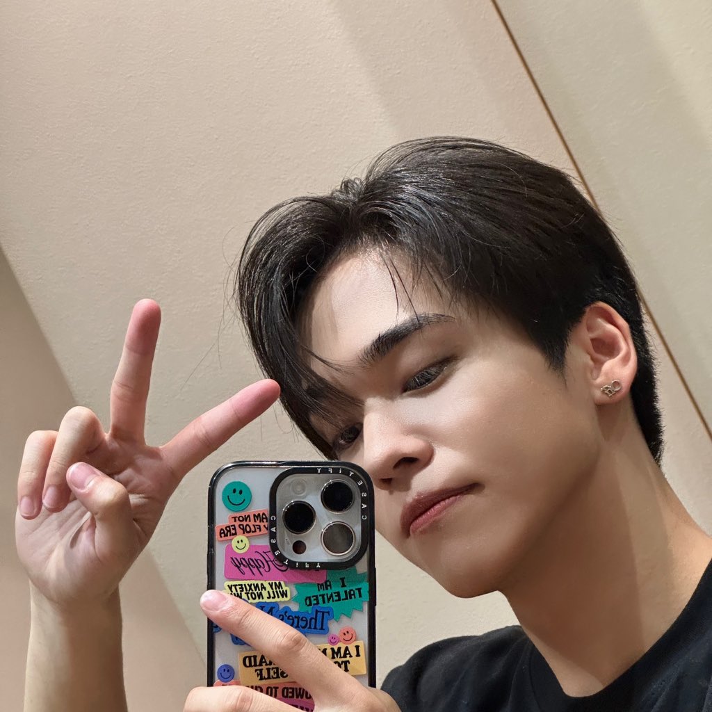 [#유 #U] Happy🙂