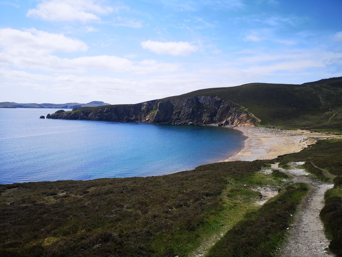 Sunshine, and the beach to myself 👌 #studybreak #mentalwellbeing #shetland #seaswimming