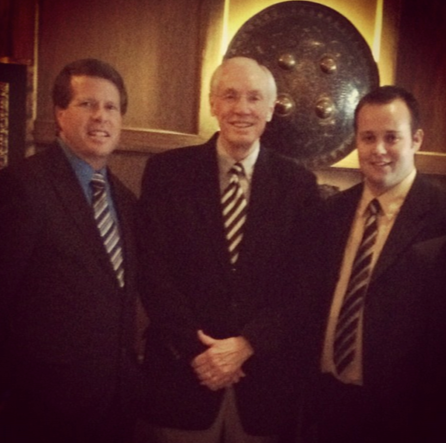 WutBJU's tweet photo. Bob Jones III and the Duggar men were fast friends. #2016 #ShinyHappyPeopleDoc https://t.co/HTcKPY5kCb