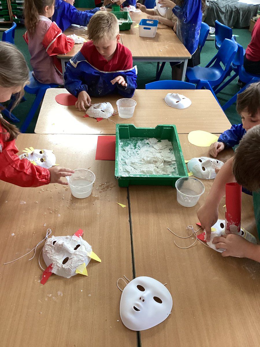 thoresbyprimary's tweet photo. Can you guess what our art project is in Year3? https://t.co/bYP9mBpnml