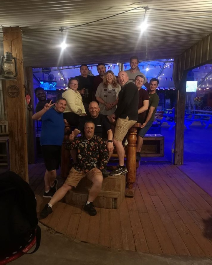 It's changeover day as we say goodbye to our tour 3 chasers and welcome those joining us for tour 4 (the final tornado alley storm chase this year).

Thank you to everyone who's been part of tour 3 - team and guests - it's been a fantastic 10 days.
#StormChasing #BigTexan