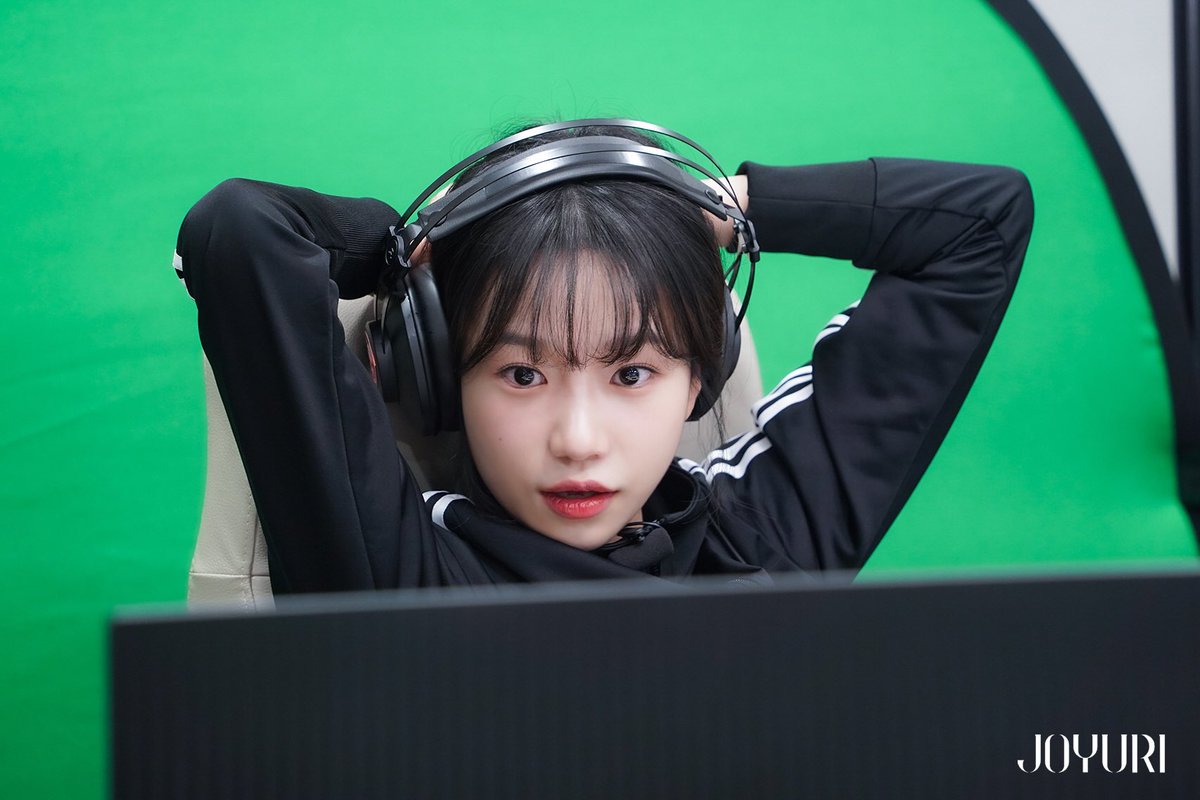 💕 유리온실 유리조리 피씨방 Behind Photo 💕