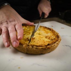 From home cooked hams, to freshly prepared coleslaw, our deli counter us full to the brim of #delicious food. We are also immensely proud of our 100 year family Pease Pudding recipe – be sure to check it out! #nefollowers ow.ly/8NH830seWiR