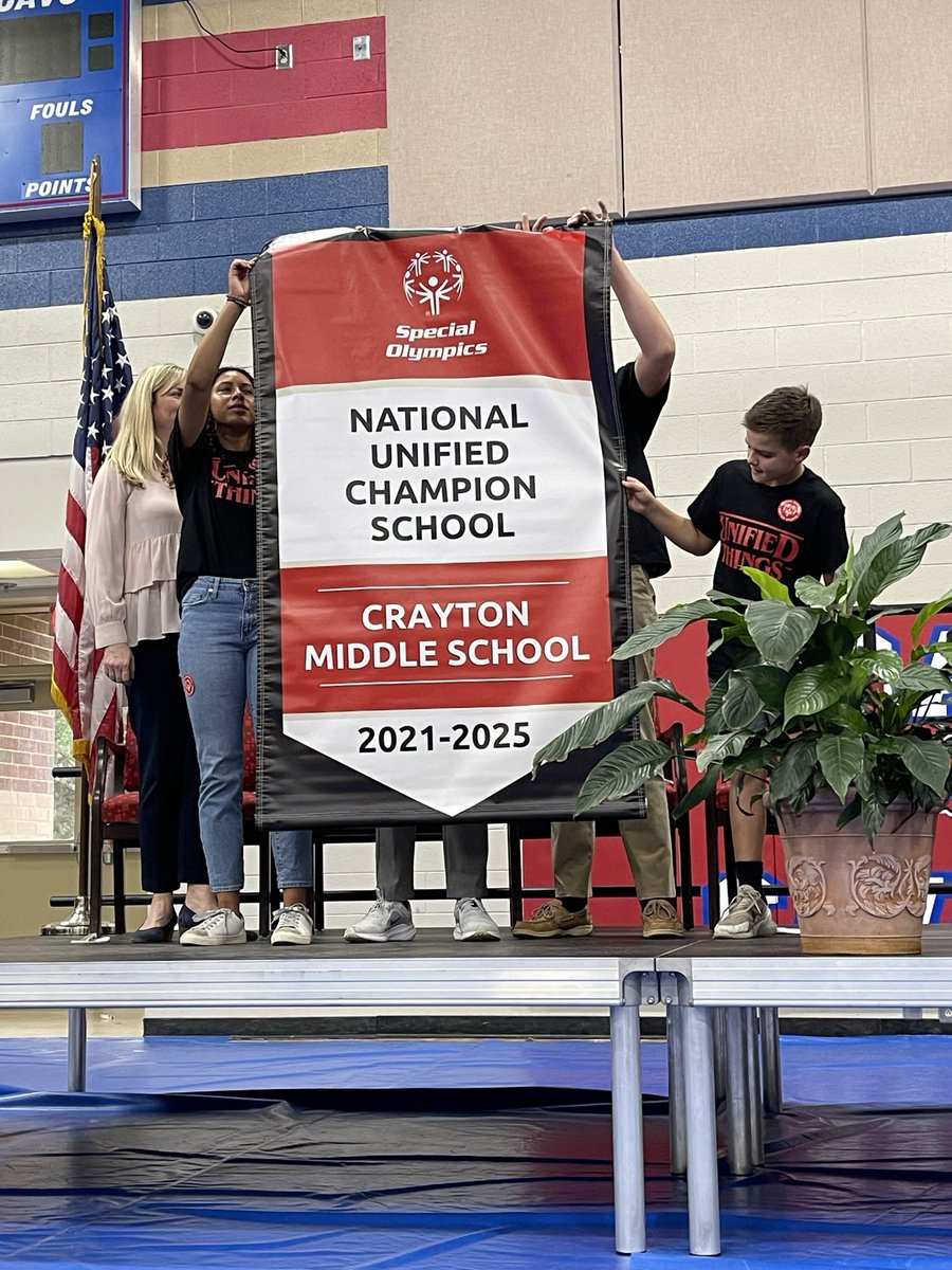 @AMLE @SONorthAmerica Yes!!! We are a #NationalUnifiedChampionSchool💙❤️@CraytonMiddle @SeeTheAble1 #PlayUnified #LiveUnified #InclusionRevolution #UnifiedGeneration