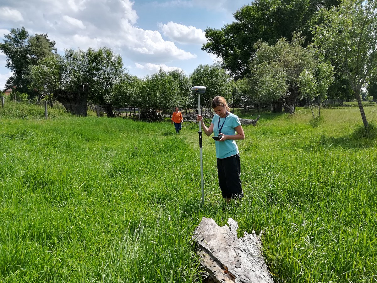 ICPDR_ORG's tweet photo. 💧 This #FamilyFriday, Meet Katarina Mravcova! 🇸🇰
An expert in river and wetland restorations, she's a member of the Hydromorphology #TaskGroup of the #ICPDR. Discover her inspiring work: https://t.co/y9V1Zf5WHT #FamilyFriday #RiverRestoration #WetlandConservation https://t.co/dWOxQKDguh