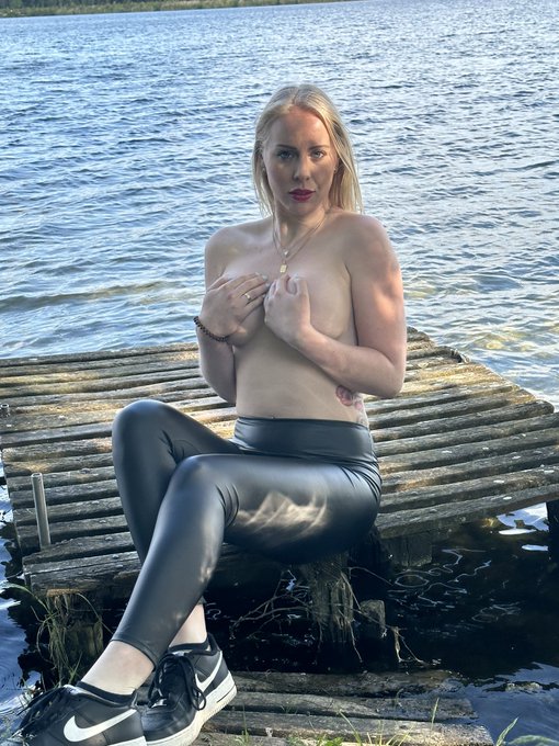 Wil je meer van mijn hete content zien? 🔥   https://t.co/lzb1C9kZ3J  https://t.co/gU5Fq8sUlk  https://t<a href="/tag/model"class="tags"><span>#model</span></a><a href="/tag/summer"class="tags"><span>#summer</span></a><a href="/tag/blond"class="tags"><span>#blond</span></a><a href="/tag/sexy"class="tags"><span>#sexy</span></a><a href="/tag/hot"class="tags"><span>#hot</span></a><a href="/tag/porn"class="tags"><span>#porn</span></a><a href="/tag/dutch"class="tags"><span>#dutch</span></a>