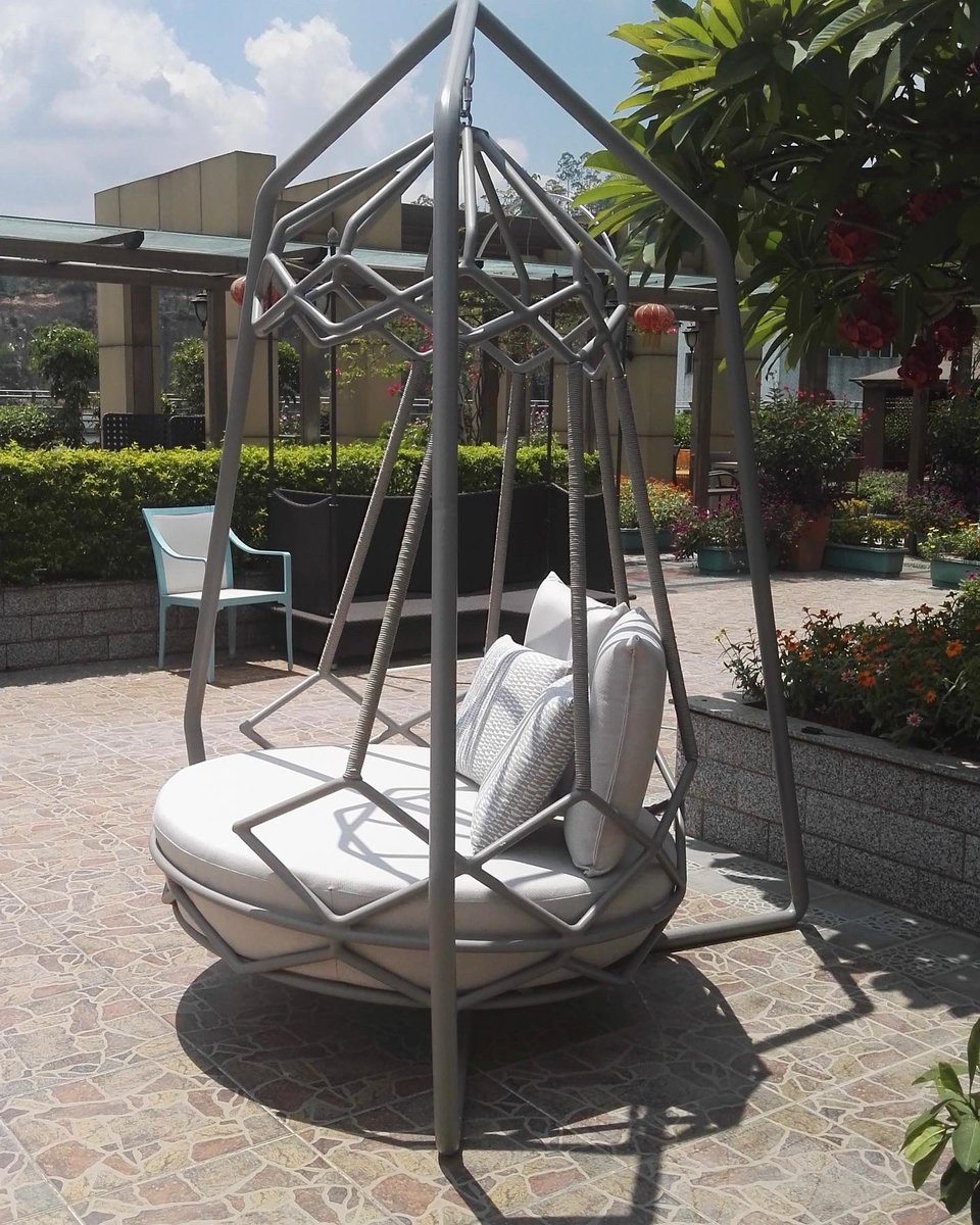 andy36281263's tweet photo. Cool swing, add a comfortable life for you! 
#Swing #RockingChair #Courtyard #Terrace #Balcony #Garden #Outdoor #Landscape #Custom #High-end #Furniture #Home#AluminumAlloy #Fashion #Design https://t.co/TS1rBZeGl7
