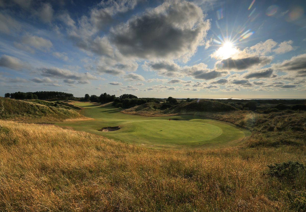 What a venue for The Amateur Championship 🔥

Come along and watch history at <a href="/Hillside_GC/">Hillside Golf Club</a>  👉 bit.ly/ChampionshipTi…