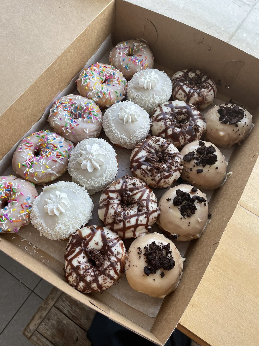 GHoleDoughnuts's tweet photo. Starting this weekend (Sat-Sun) you can get GHD🍩 at @boxcar_social #Summerhill and #Riverside (#Laneway at College/Markham on Saturdays only) https://t.co/srEZv5fw2c