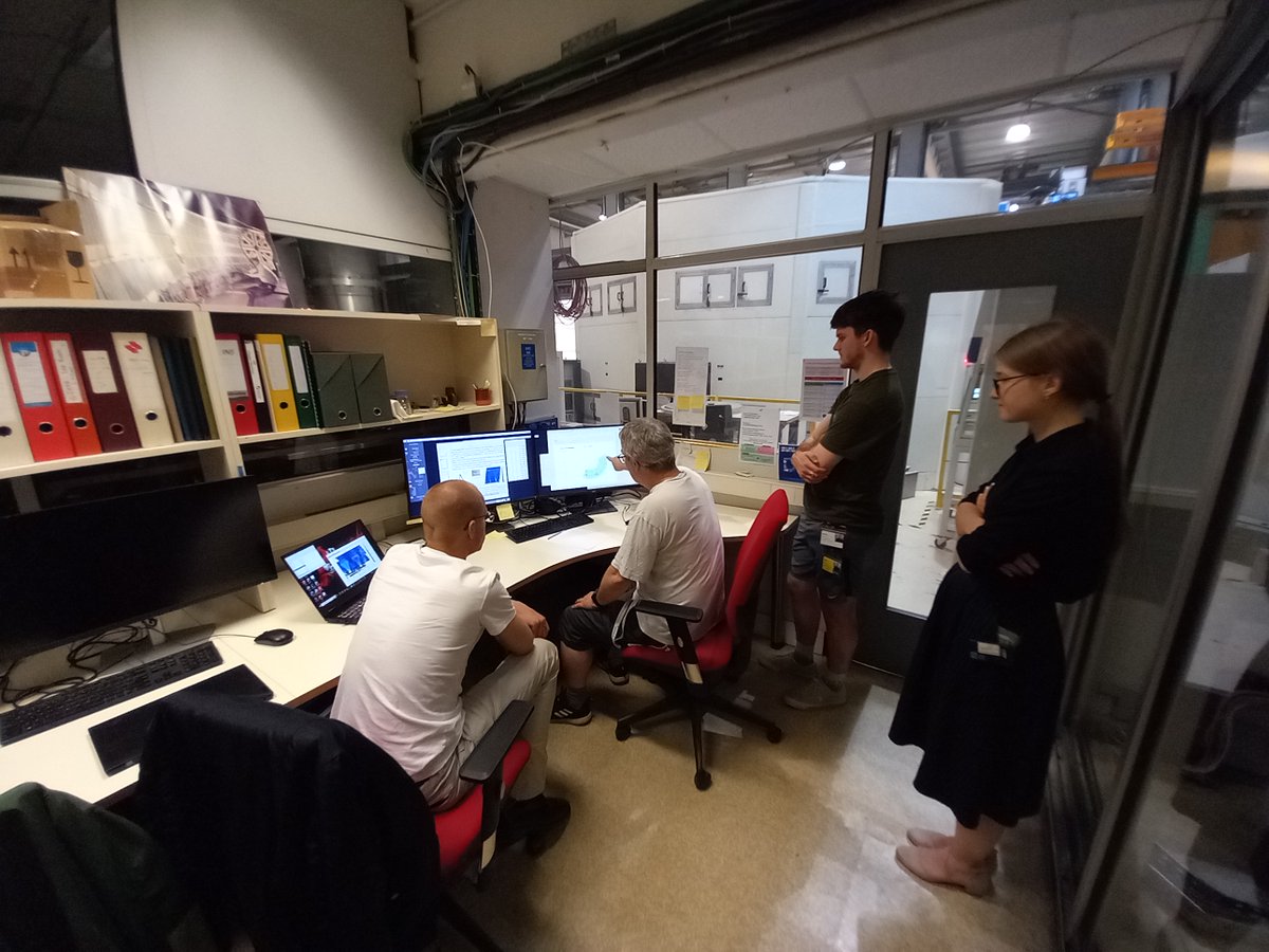 Almost two weeks <a href="/ILLGrenoble/">Institut Laue-Langevin</a> are over. In addition to interesting results from ThALES and IN5, I finally got to see the ILL from Néron. 

Thanks to great instrument scientists on both spectrometers, the sample environment team and my collaborators for the successful beamtimes!