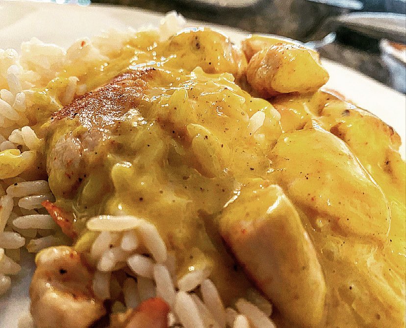 Chicken Curry Fluffy Rice🧑‍🍳 
made my daughter❤️happy #Cooking #Food #Kitchenlife