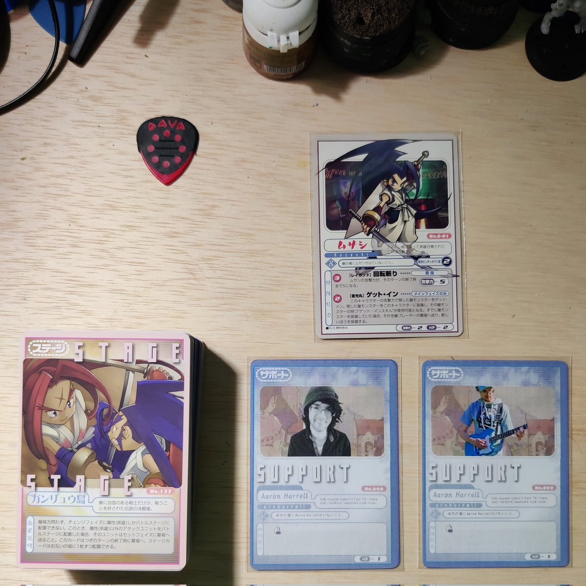 urnhurrell's tweet image. I've been looking for Musashi cards for years, and decided to really dig. I found an extremely friendly collector in Japan that was willing to deal with me and sell off his bulk, which is as much as I could possibly ask for, but the extras just blew me away! Thanks @yuikenta !!!