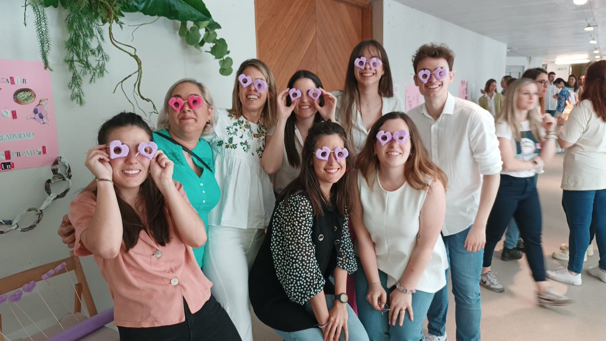 Paula Rodriguez-Otero (@paurotero) on Twitter photo Part of the team in the clinical trial unit at the <a href="/ClinicaNavarra/">Clínica Universidad de Navarra</a>. They are SIMPLY THE BEST 🥰🥰🥰(with the love glasses always on) <a href="/aalfonsopierola/">Ana AP</a> <a href="/EstebanTamariz/">Esteban Tamariz Amador</a> <a href="/DrMCanales/">Miguel Canales</a> <a href="/MaiteSanmiguel3/">Maite San miguel</a> Part of the team in the clinical trial unit at the <a href="/ClinicaNavarra/">Clínica Universidad de Navarra</a>. They are SIMPLY THE BEST 🥰🥰🥰(with the love glasses always on) <a href="/aalfonsopierola/">Ana AP</a> <a href="/EstebanTamariz/">Esteban Tamariz Amador</a> <a href="/DrMCanales/">Miguel Canales</a> <a href="/MaiteSanmiguel3/">Maite San miguel</a>