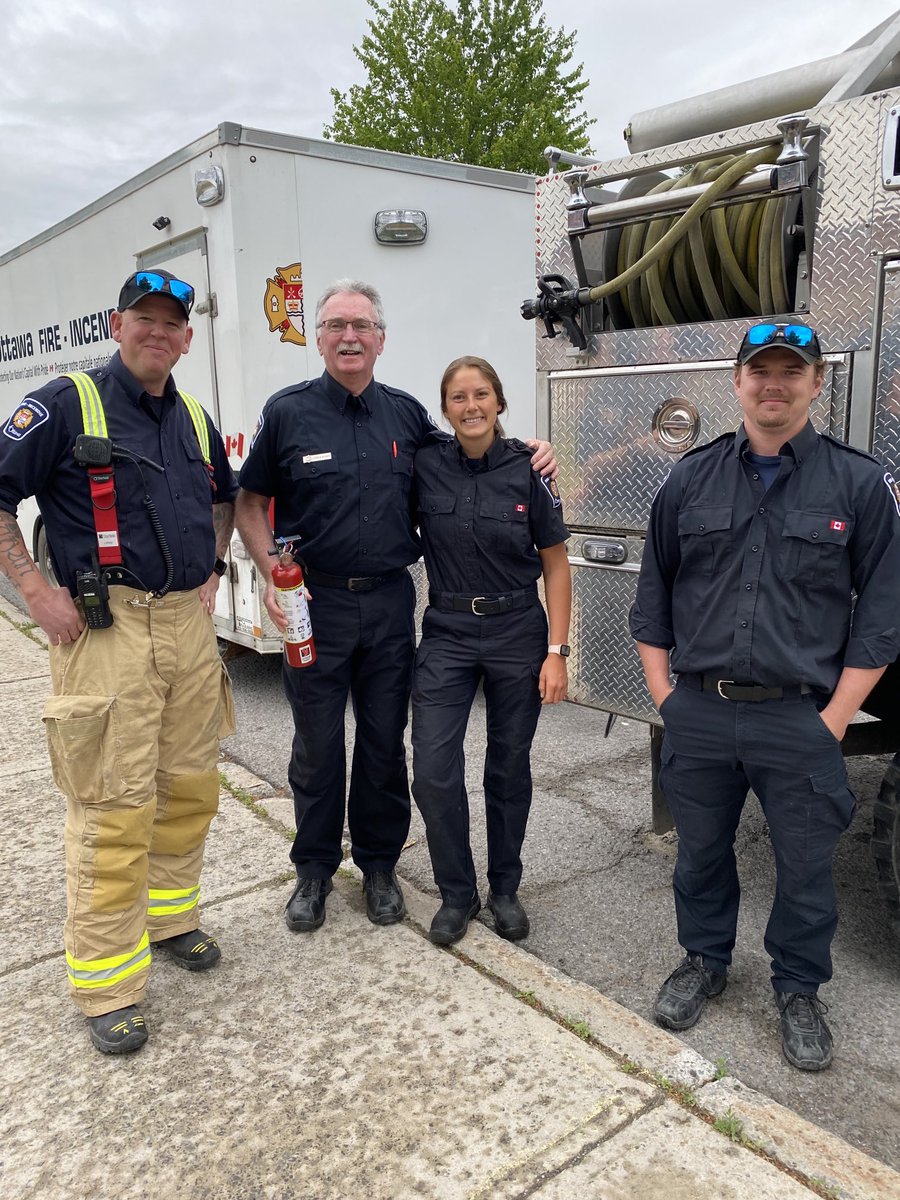 StonecrestES's tweet photo. Ottawa Fire Services visiting Stonecrest ES today, Friday June 9 to teach us about fire safety! https://t.co/SuQ2JfDNeA
