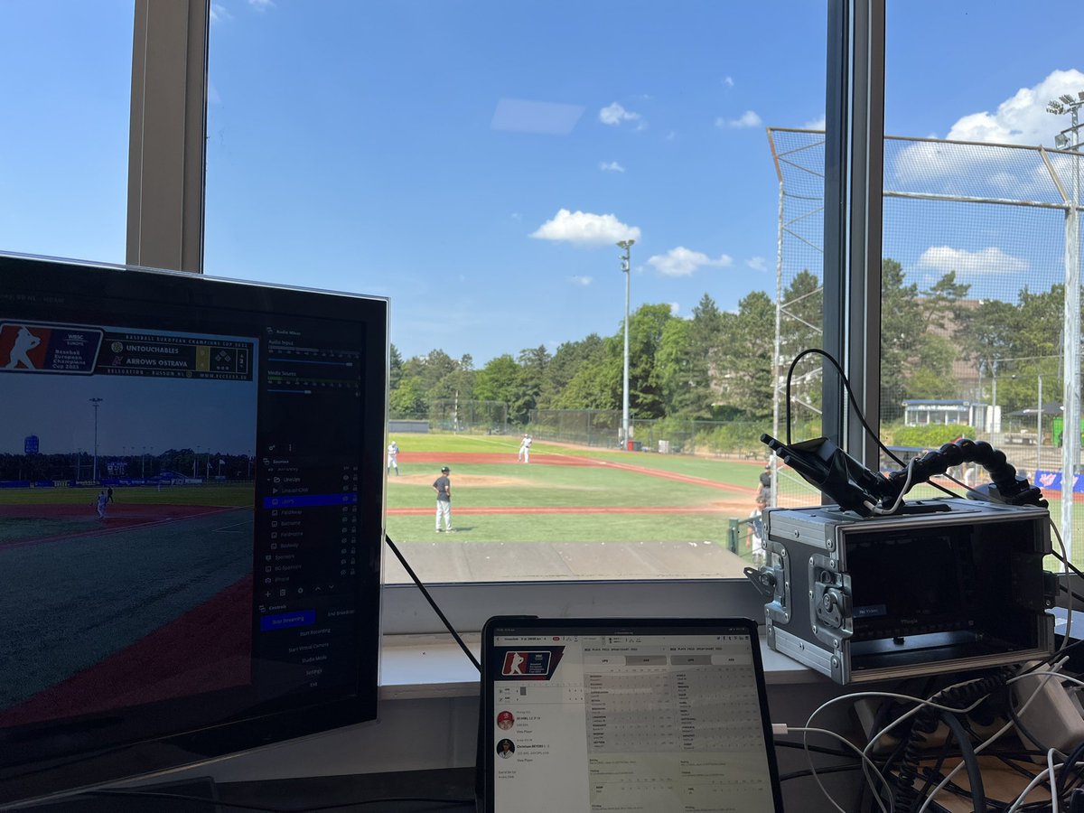 Live in the broadcasting booth for the game between Arrows Ostrava and Untouchables Paderborn at the European Champions Cup 2023! Check out the livestream: m.youtube.com/live/DEj_oLZLv…