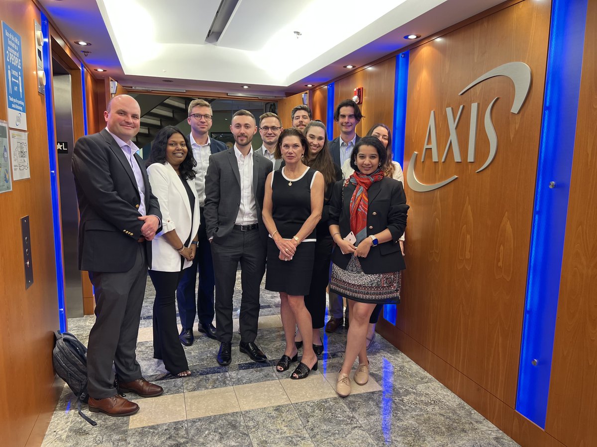 AXIS_Capital's tweet photo. #AXIS was proud to host the @ReUnder40s at our Bermuda office. As part of their educational tour, Hillary Williams, Head of Professional Lines – Bermuda, shared her thoughts on the latest trends in the specialty PL space, as well as the insurance industry in Bermuda. #LifeAtAXIS https://t.co/fNDonhyzbj